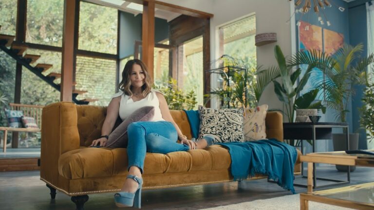 DJ Youcef en Carole Samaha werken samen voor de track Bon Voyage